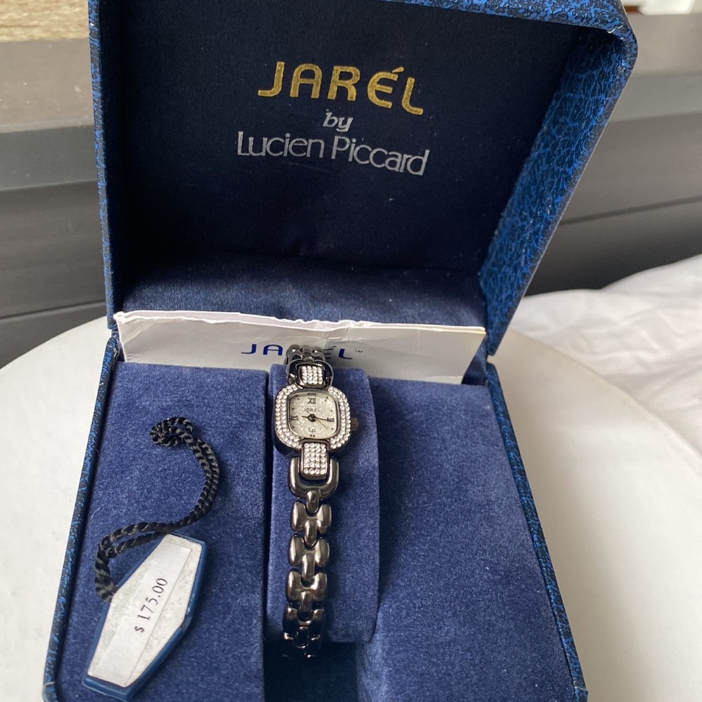 Jarel byLucien Piccard Vintage Ladies Watch